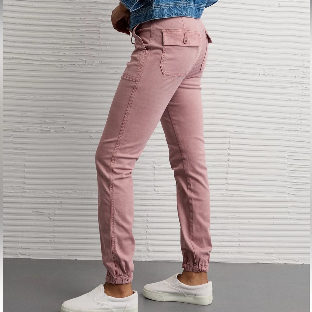 NWT American Eagle High Rise Stretch Dusty Pink Joggers
